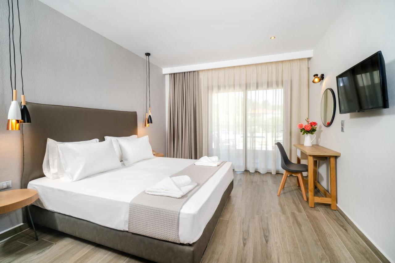 Aquamarine Luxury Rooms Thassos Exterior photo
